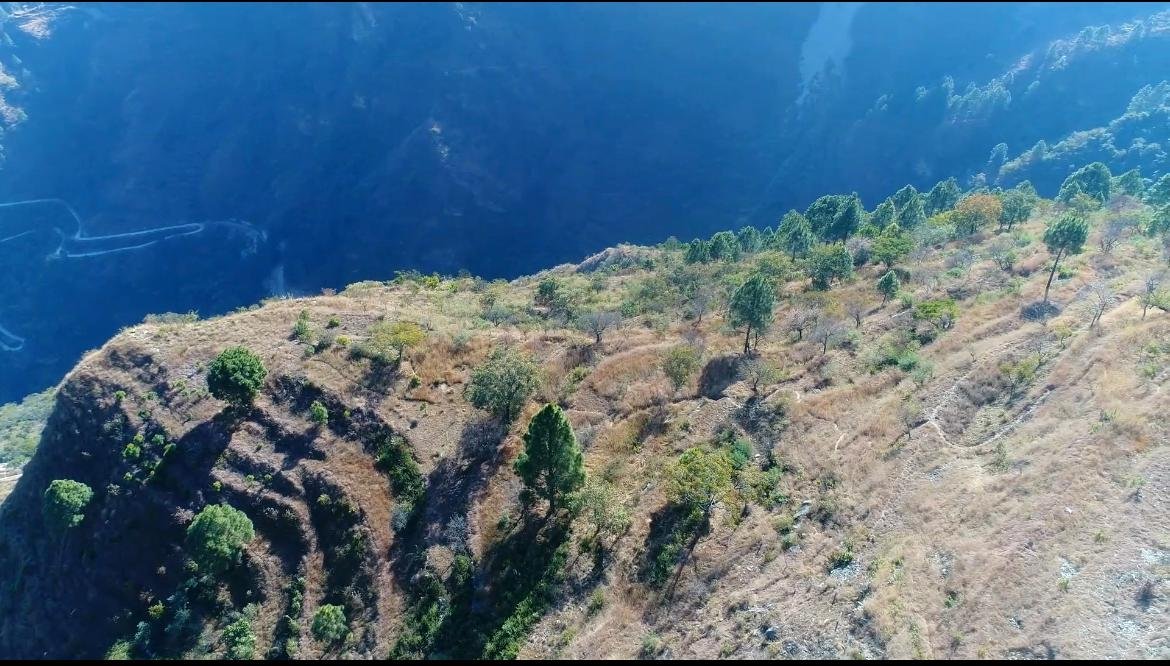 Big Land for sale tehri upto 100 nali