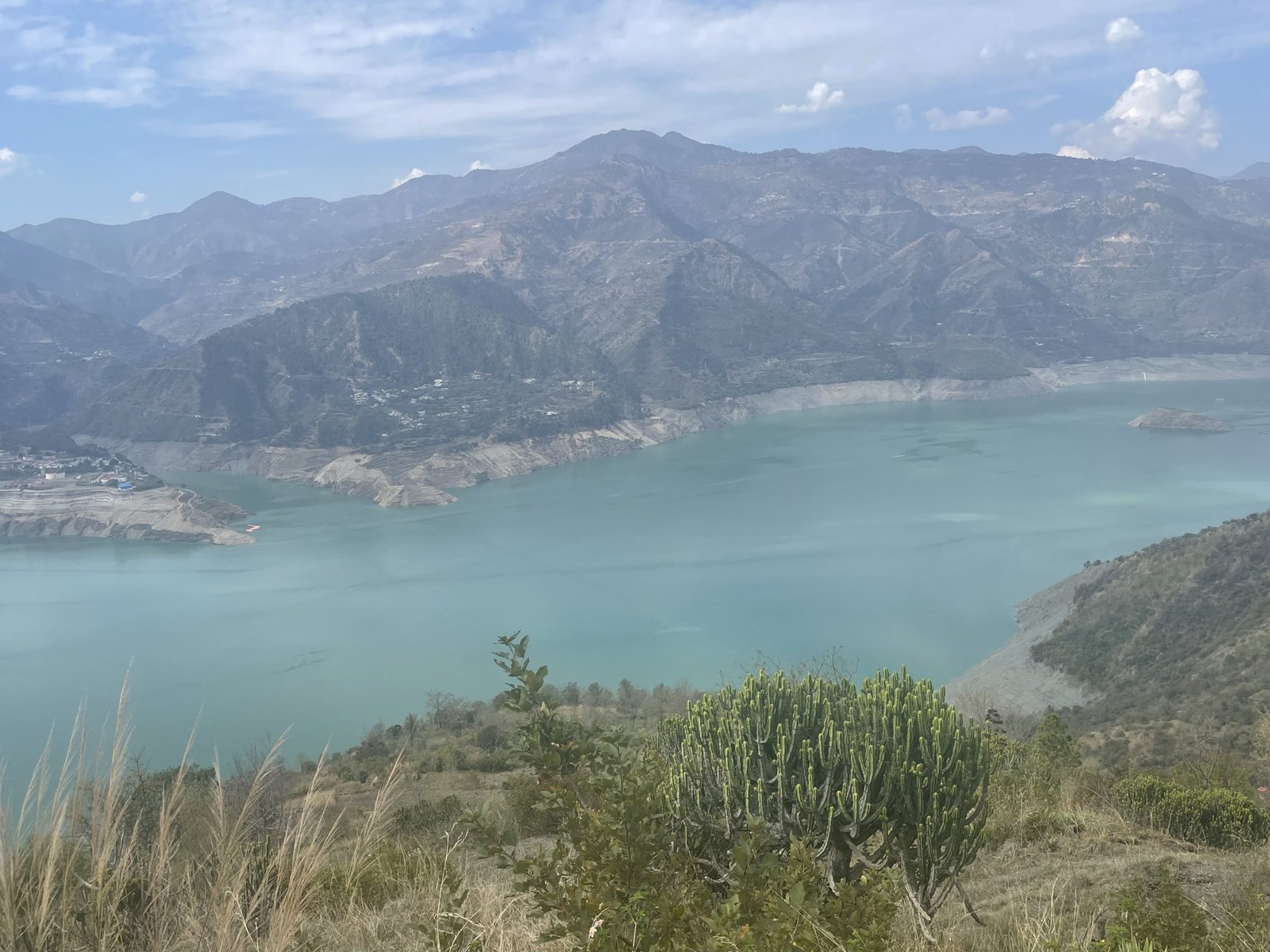 Lake view Property in Tehri Garhwal