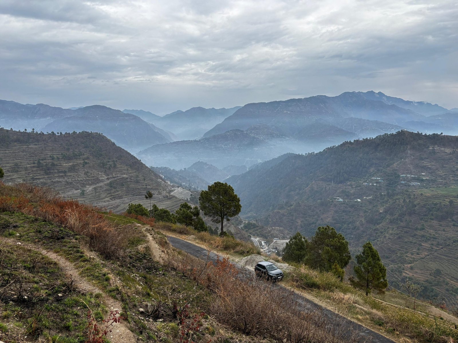 25 Nali Land for Sale in Tehri Garhwal Valley & Himalayan View | Hilltop Road-Touch Property A premium opportunity to own 25 Nali land in Tehri Garhwal, offering open valley views and a full Himalayan range view. The property is located at a higher altitude with a cool and pleasant climate, making it ideal for both investment and development. Situated just 2 km from the main Gangotri Highway and connected via the Thangdhar–Kanatal road, this land offers excellent accessibility along with a peaceful mountain environment. The property also benefits from 25 ft wide road access, ensuring ease of transportation and development. Property Details Total Land Available: Up to 25 Nali Price: ₹8.5 Lakh per Nali Land Measurement: 1 Nali = 2160 sq. ft. Plot Size Options: 2, 3, 12, 16, and 25 Nali Road Access: 25 ft wide black-topped road Topography: Construction-friendly land Property Features Hilltop location with open Himalayan and valley views Peaceful surroundings with natural greenery Cool climate throughout the year Suitable for both residential and commercial use Clear-title land with road connectivity Location & Connectivity Main Gangotri Highway – 2 km Chamba City – 30 km Rishikesh – 75 km Tehri Lake – 14 km The property is surrounded by scenic valleys and mountain landscapes, making it a preferred choice for buyers looking for a natural and peaceful environment. Best Suitable For Resort or cottage development Luxury villa or private farmhouse Weekend home or holiday property Airbnb or homestay project Long-term investment Investment Potential Tehri Garhwal is rapidly emerging as a high-demand destination for tourism and real estate investment. With increasing interest in hill properties and improved connectivity, this location offers strong potential for value appreciation. The combination of scenic views, road access, and flexible plot sizes makes this property suitable for both individual buyers and developers. Contact for Site Visit For more details, plot selection, or to schedule a site visit, please contact us directly. Multiple plot options are available based on your requirement. Direct owner deal with clear documentation.